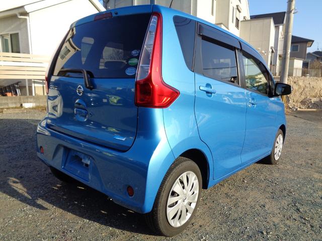 デイズ Ｘ　スマートキー　前後ドラレコ　アラウンドビューモニター　プッシュスタート　オートエアコン　禁煙車　フルセグナビ　Ｂｌｕｅｔｏｏｔｈオーディオ　ＣＤ　ＤＶＤ　ラジオ（4枚目）