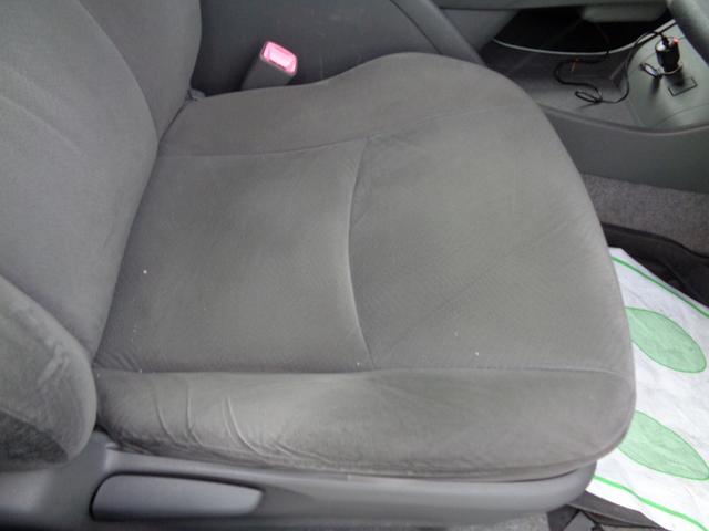 プリウス Ｌ　禁煙車・ワンセグポータブルナビ・ＥＴＣ・オートライト・スマートキー２個・ＡＵＸ・ＵＳＢ入力（31枚目）