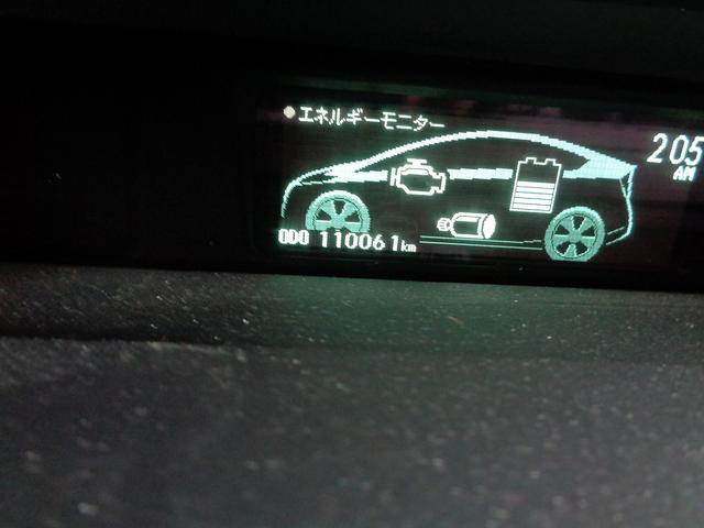 プリウス Ｌ　禁煙車・ワンセグポータブルナビ・ＥＴＣ・オートライト・スマートキー２個・ＡＵＸ・ＵＳＢ入力（41枚目）