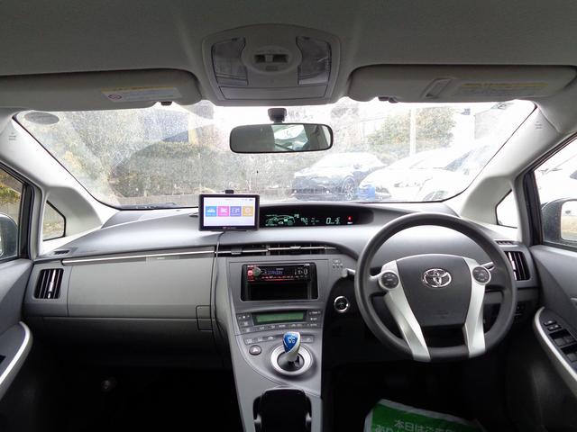 プリウス Ｌ　禁煙車・ワンセグポータブルナビ・ＥＴＣ・オートライト・スマートキー２個・ＡＵＸ・ＵＳＢ入力（49枚目）