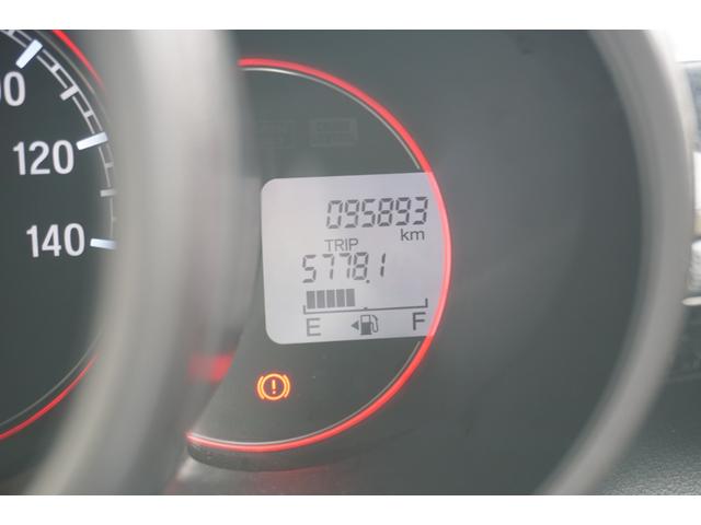 Ｎ－ＢＯＸカスタム Ｇ・Ｌパッケージ　ツートンカラー　ルーフシルバー　グリルブラック　ワンセグナビ　バックカメラ　ＥＴＣ　スマートキー２個　リア席サンシェード　ＨＩＤ　ＬＥＤルームランプ　１４インチアルミホイール（41枚目）