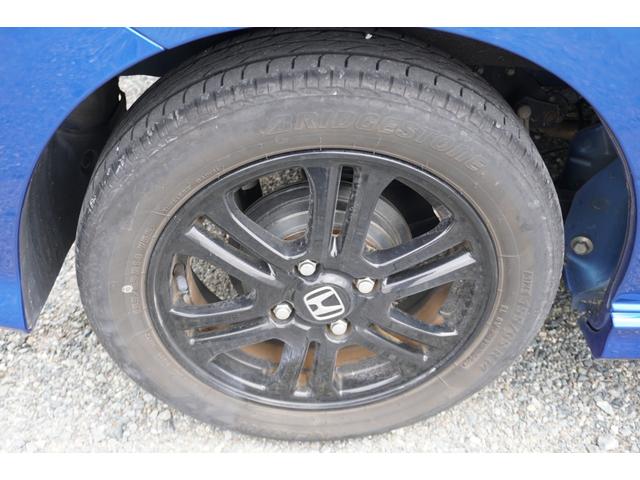 Ｎ－ＢＯＸカスタム Ｇ・Ｌパッケージ　ツートンカラー　ルーフシルバー　グリルブラック　ワンセグナビ　バックカメラ　ＥＴＣ　スマートキー２個　リア席サンシェード　ＨＩＤ　ＬＥＤルームランプ　１４インチアルミホイール（56枚目）