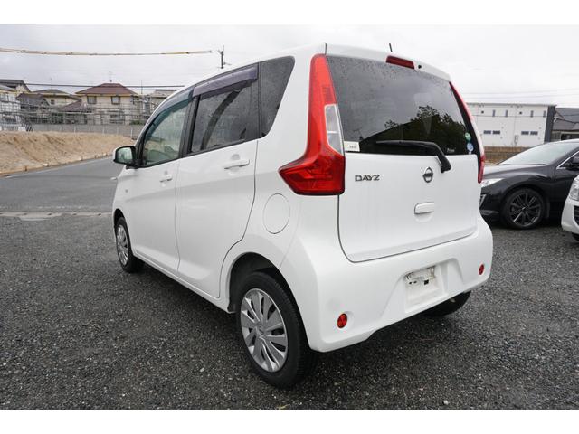 デイズ Ｊ　車検２年　フルセグナビ　Ｂｌｕｅｔｏｏｔｈ　バックカメラ　キーレス　前後ドライブレコーダー　ベンチシート（5枚目）