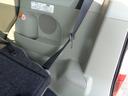 Ｘ　ＳＡ　禁煙車・プッシュスタート・衝突被害軽減ブレーキ・オートライト・フルフラットシート・ベンチシート・ＡＵＸ・アイドリングストップ（25枚目）