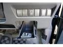 S ワンオーナー・禁煙車・HDDフルセグナビ・バックカメラ・Bluetoothオーディオ・HID・ETC・両側電動スライドドア(31枚目)