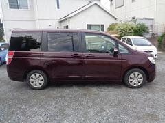 お客様から直接買い取った車を中心に販売しているため他店と比べ流通コストが異なります。そのため、他より安く回転が早く限られたスペースで販売を行っています。Ｇｏｏフリー電話：００７８−６０４８−８１２８ 2