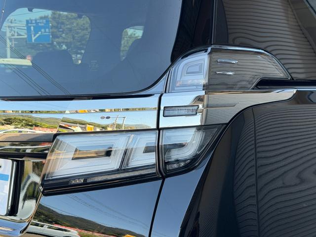 ヴェルファイア ２．５Ｚ　Ｇエディション　モデリスタ古エアロ純正１０型ナビ　後席モニター　セーフティセンス　レーダークルーズ　バックカメラ　ＥＴＣ２．０　　フルセグ　ドラレコ　シートベンチレーション　パワーシート　パワーバックドア（19枚目）
