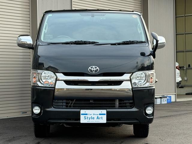 ハイエースバン スーパーＧＬ　ダークプライム　ナビ　ＴＶ　ＥＴＣ　Ｂｌｕｅｔｏｏｔｈオーディオ　スマートキー　ＬＥＤヘッドライト　両側スライドドア（2枚目）