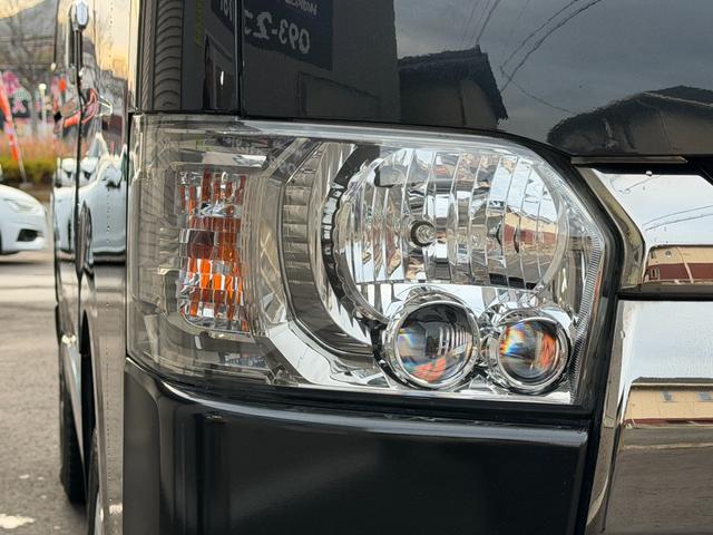 ハイエースバン スーパーＧＬ　ダークプライム　ナビ　ＴＶ　ＥＴＣ　Ｂｌｕｅｔｏｏｔｈオーディオ　スマートキー　ＬＥＤヘッドライト　両側スライドドア（11枚目）