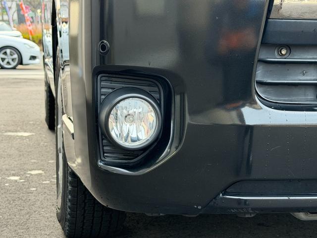 ハイエースバン スーパーＧＬ　ダークプライム　ナビ　ＴＶ　ＥＴＣ　Ｂｌｕｅｔｏｏｔｈオーディオ　スマートキー　ＬＥＤヘッドライト　両側スライドドア（12枚目）