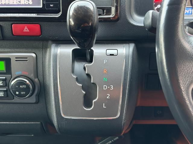 ハイエースバン スーパーＧＬ　ダークプライム　ナビ　ＴＶ　ＥＴＣ　Ｂｌｕｅｔｏｏｔｈオーディオ　スマートキー　ＬＥＤヘッドライト　両側スライドドア（34枚目）