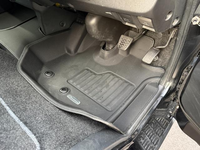 ハイエースバン スーパーＧＬ　ダークプライム　ナビ　ＴＶ　ＥＴＣ　Ｂｌｕｅｔｏｏｔｈオーディオ　スマートキー　ＬＥＤヘッドライト　両側スライドドア（35枚目）