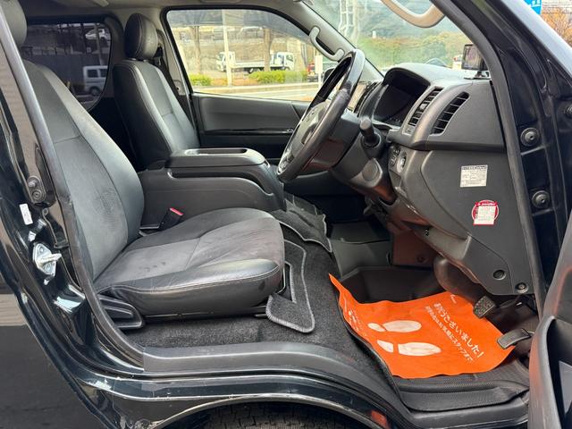 ハイエースバン スーパーＧＬ　ダークプライム　ナビ　ＴＶ　ＥＴＣ　Ｂｌｕｅｔｏｏｔｈオーディオ　スマートキー　ＬＥＤヘッドライト　両側スライドドア（39枚目）