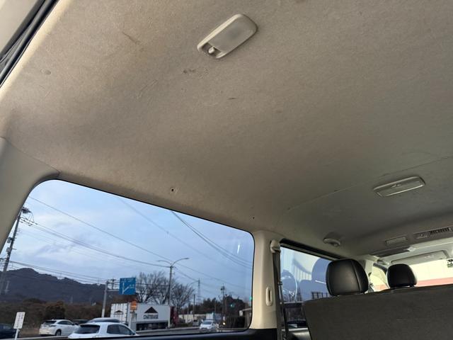 ハイエースバン スーパーＧＬ　ダークプライム　ナビ　ＴＶ　ＥＴＣ　Ｂｌｕｅｔｏｏｔｈオーディオ　スマートキー　ＬＥＤヘッドライト　両側スライドドア（57枚目）