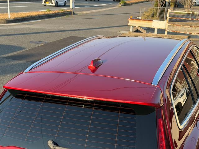 Ｖ６０ Ｔ５　モメンタム　８ＡＴ　ナビ　ＴＶ　ＥＴＣ２．０　Ｂｌｕｅｔｏｏｔｈ　ｃａｒｐｌａｙ　パワーバックドア　ＢＬＩＳ　ブラックレザーシート　純正アルミホイール　スマートキー　シートヒーター　ＬＥＤヘッドライト（15枚目）