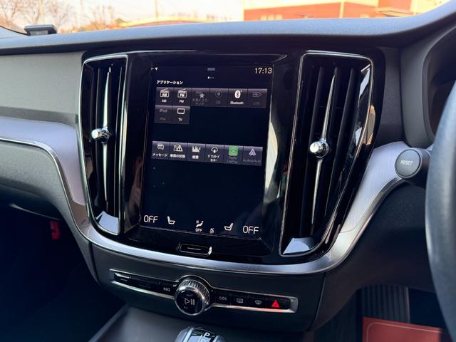 Ｖ６０ Ｔ５　モメンタム　８ＡＴ　ナビ　ＴＶ　ＥＴＣ２．０　Ｂｌｕｅｔｏｏｔｈ　ｃａｒｐｌａｙ　パワーバックドア　ＢＬＩＳ　ブラックレザーシート　純正アルミホイール　スマートキー　シートヒーター　ＬＥＤヘッドライト（41枚目）