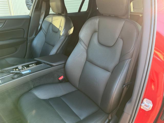 Ｖ６０ Ｔ５　モメンタム　８ＡＴ　ナビ　ＴＶ　ＥＴＣ２．０　Ｂｌｕｅｔｏｏｔｈ　ｃａｒｐｌａｙ　パワーバックドア　ＢＬＩＳ　ブラックレザーシート　純正アルミホイール　スマートキー　シートヒーター　ＬＥＤヘッドライト（58枚目）