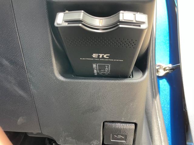 G LEDヘッドライト TV ナビ バックカメラ シートヒーター ナノイー ETC Bluetoothオーディオ(30枚目)