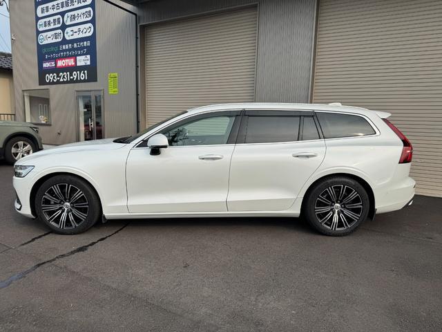 Ｖ６０ Ｔ５　インスクリプション　ナビ　ＴＶ　ＥＴＣ　Ｂｌｕｅｔｏｏｔｈ　ｃａｒｐｌａｙ　シートヒーター　シートクーラー　前後ドライブレコーダー　スマートキー（5枚目）