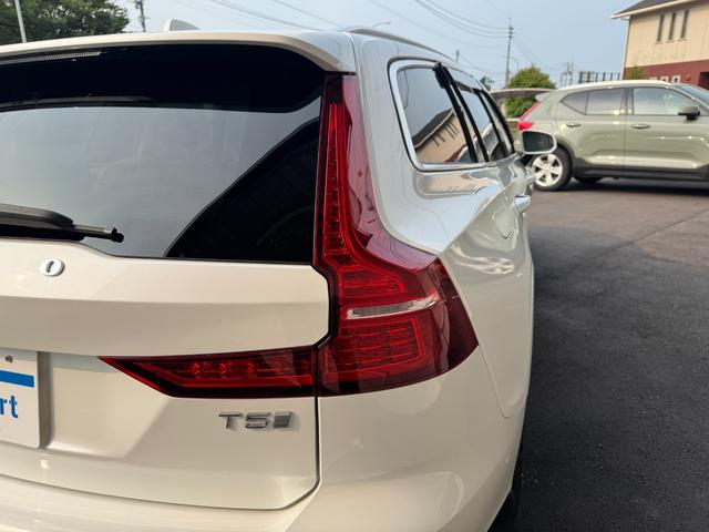 Ｖ６０ Ｔ５　インスクリプション　ナビ　ＴＶ　ＥＴＣ　Ｂｌｕｅｔｏｏｔｈ　ｃａｒｐｌａｙ　シートヒーター　シートクーラー　前後ドライブレコーダー　スマートキー（15枚目）