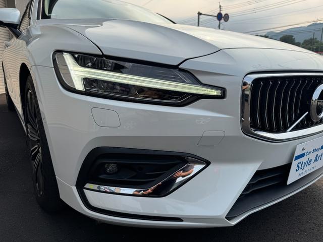 Ｖ６０ Ｔ５　インスクリプション　ナビ　ＴＶ　ＥＴＣ　Ｂｌｕｅｔｏｏｔｈ　ｃａｒｐｌａｙ　シートヒーター　シートクーラー　前後ドライブレコーダー　スマートキー（17枚目）