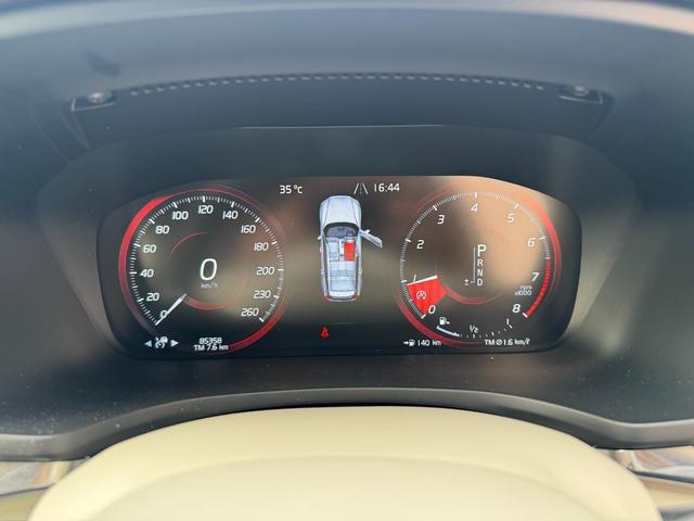 Ｖ６０ Ｔ５　インスクリプション　ナビ　ＴＶ　ＥＴＣ　Ｂｌｕｅｔｏｏｔｈ　ｃａｒｐｌａｙ　シートヒーター　シートクーラー　前後ドライブレコーダー　スマートキー（29枚目）