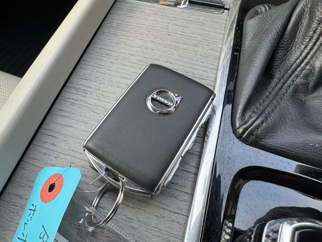 Ｖ６０ Ｔ５　インスクリプション　ナビ　ＴＶ　ＥＴＣ　Ｂｌｕｅｔｏｏｔｈ　ｃａｒｐｌａｙ　シートヒーター　シートクーラー　前後ドライブレコーダー　スマートキー（34枚目）