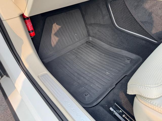 Ｖ６０ Ｔ５　インスクリプション　ナビ　ＴＶ　ＥＴＣ　Ｂｌｕｅｔｏｏｔｈ　ｃａｒｐｌａｙ　シートヒーター　シートクーラー　前後ドライブレコーダー　スマートキー（55枚目）