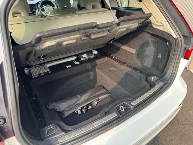 Ｖ６０ Ｔ５　インスクリプション　ナビ　ＴＶ　ＥＴＣ　Ｂｌｕｅｔｏｏｔｈ　ｃａｒｐｌａｙ　シートヒーター　シートクーラー　前後ドライブレコーダー　スマートキー（71枚目）