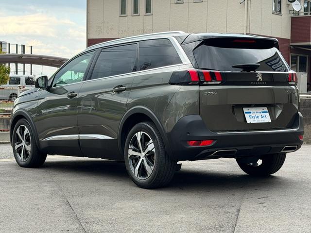 ５００８ ＧＴ　ブルーＨＤｉ　ナビ　ＴＶ　ＥＴＣ　Ｂｌｕｅｔｏｏｔｈ　ＬＥＤヘッドライト　バックカメラ　Ａｐｐｌｅ　Ｃａｒ　Ｐｌａｙ　パワーバックドア　サンルーフ　ファーストクラスパッケージ　ブラインドスポットモニター（8枚目）