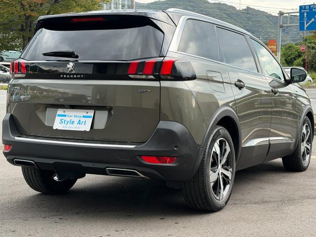 ５００８ ＧＴ　ブルーＨＤｉ　ナビ　ＴＶ　ＥＴＣ　Ｂｌｕｅｔｏｏｔｈ　ＬＥＤヘッドライト　バックカメラ　Ａｐｐｌｅ　Ｃａｒ　Ｐｌａｙ　パワーバックドア　サンルーフ　ファーストクラスパッケージ　ブラインドスポットモニター（9枚目）