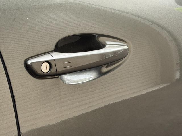 ５００８ ＧＴ　ブルーＨＤｉ　ナビ　ＴＶ　ＥＴＣ　Ｂｌｕｅｔｏｏｔｈ　ＬＥＤヘッドライト　バックカメラ　Ａｐｐｌｅ　Ｃａｒ　Ｐｌａｙ　パワーバックドア　サンルーフ　ファーストクラスパッケージ　ブラインドスポットモニター（19枚目）