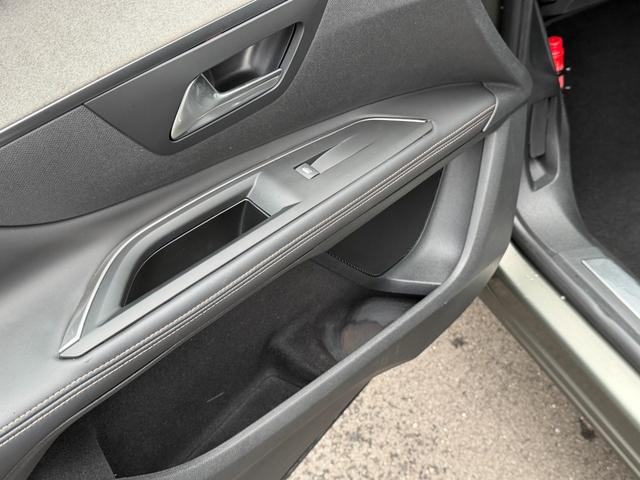 ５００８ ＧＴ　ブルーＨＤｉ　ナビ　ＴＶ　ＥＴＣ　Ｂｌｕｅｔｏｏｔｈ　ＬＥＤヘッドライト　バックカメラ　Ａｐｐｌｅ　Ｃａｒ　Ｐｌａｙ　パワーバックドア　サンルーフ　ファーストクラスパッケージ　ブラインドスポットモニター（61枚目）