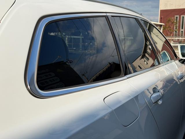 Ｖ９０ Ｔ５　モメンタム　ナビ　ＴＶ　ＥＴＣ２．０　Ｂｌｕｅｔｏｏｔｈ　ＣａｒＰｌａｙ　レザーシート　アダクティブクルーズコントロール　パワーバックドア　ブラインドスポットモニター（30枚目）