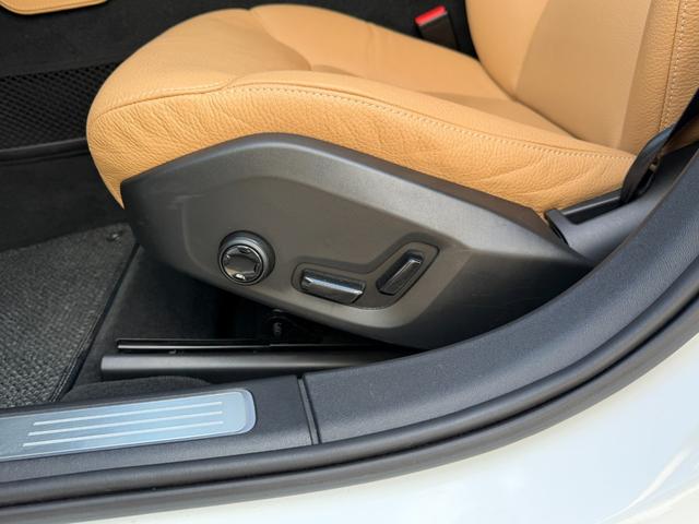 Ｖ９０ Ｔ５　モメンタム　ナビ　ＴＶ　ＥＴＣ２．０　Ｂｌｕｅｔｏｏｔｈ　ＣａｒＰｌａｙ　レザーシート　アダクティブクルーズコントロール　パワーバックドア　ブラインドスポットモニター（60枚目）