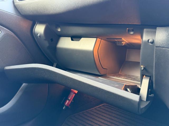 308 SW GT ブルーHDi TV youtube再生 carplay ビルシュタイン車高調 社外18インチアルミホイール パワーバックドア スマートキー プッシュスタート(49枚目)