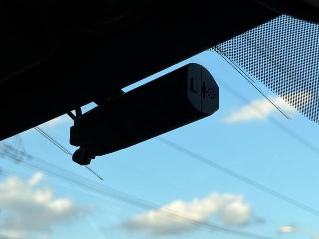 308 SW GT ブルーHDi TV youtube再生 carplay ビルシュタイン車高調 社外18インチアルミホイール パワーバックドア スマートキー プッシュスタート(51枚目)