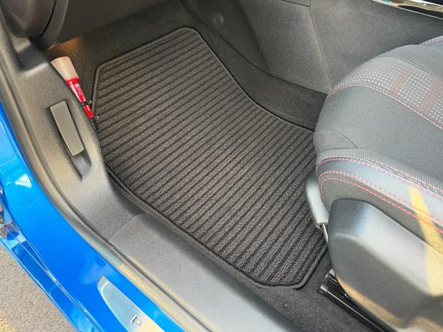 308 SW GT ブルーHDi TV youtube再生 carplay ビルシュタイン車高調 社外18インチアルミホイール パワーバックドア スマートキー プッシュスタート(59枚目)