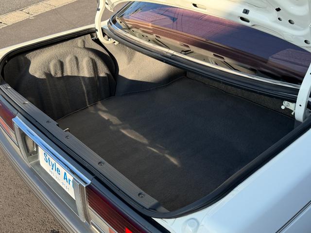 ルーチェ V6-2000 リミテッド オートエアコン スイングルーバー 減衰力調整サスペンション カセットテープスロット ラジオ ETC(61枚目)