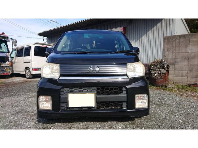 ムーヴ カスタム　Ｘ　ｍｏｍｏステアリング　スマートキー　キーレスエントリー　盗難防止システム　衝突安全ボディ　パワーステアリング（5枚目）