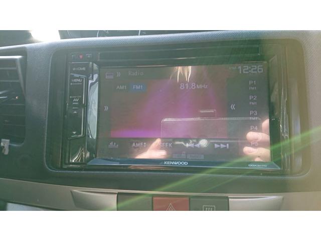 ムーヴ カスタム　Ｘ　ｍｏｍｏステアリング　スマートキー　キーレスエントリー　盗難防止システム　衝突安全ボディ　パワーステアリング（15枚目）