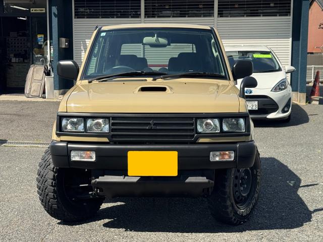 パジェロミニ ＶＲ　オートリアルフロントバンパー　角目４灯ライト　４ＷＤ　ターボ　フルセグナビ　１５マッドタイヤ　中間パイプ令和４年交換済　キーレス　全塗装済（2枚目）