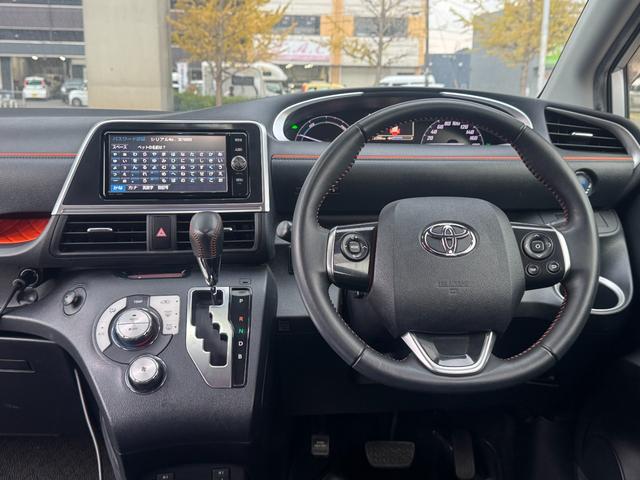 シエンタ ハイブリッドＧ　クエロ　フルセグナビ　バックカメラ　ＥＴＣ　両側電動スライド　シートヒーター　革巻きステアリング　クラッツィオシートカバー　セーフティセンス　ドラレコ（9枚目）