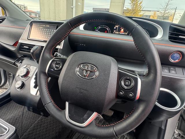 シエンタ ハイブリッドＧ　クエロ　フルセグナビ　バックカメラ　ＥＴＣ　両側電動スライド　シートヒーター　革巻きステアリング　クラッツィオシートカバー　セーフティセンス　ドラレコ（12枚目）