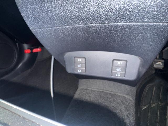 シエンタ ハイブリッドＧ　クエロ　フルセグナビ　バックカメラ　ＥＴＣ　両側電動スライド　シートヒーター　革巻きステアリング　クラッツィオシートカバー　セーフティセンス　ドラレコ（22枚目）