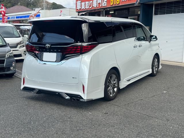 アルファードハイブリッド Z モデリスタエアロ 13.2型有機EL後席ディスプレイ アシストグリップ(ウッド長) サイドエンブレムイルミネーション 有機EL後席ディスプレイ アシストグリップ(ウッド調) ムーンルーフ(6枚目)