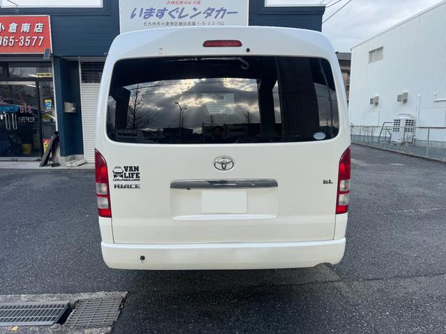 ハイエースワゴン ＧＬ　車中泊仕様　キャンピング　フルセグナビ　電子レンジ　バックカメラ　ＥＴＣ　ベット　換気扇　収納棚　シンク　モデリスタＦスポ　１６アルミ　純正シート有　家庭用電源（ポータブル電源必要）（6枚目）