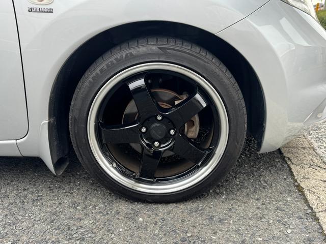 �C���p���_�E���T�X