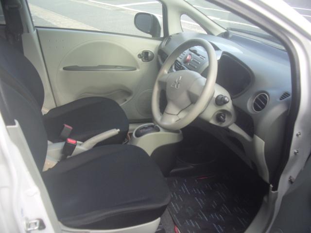 アイ ビバーチェ　Ｗエアバッグ・スマートキー・電動格納ドアミラー・ヘッドライトレベライザー・純正ＣＤ・ラジオ（14枚目）