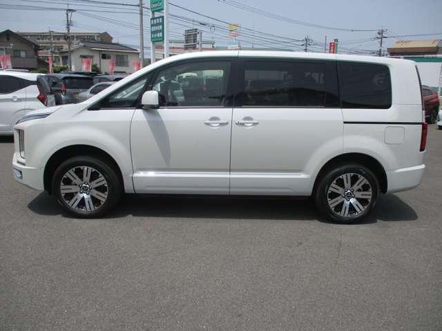 G パワーパッケージ マルチアラウンドモニターパッケージ付き 未使用車 衝突軽減 LED アイスト 両側電動ドア AW パワーシート 禁煙車 4WD バックカメラ スマートキー ターボ ABS キーレス アラビュ エアコン(6枚目)